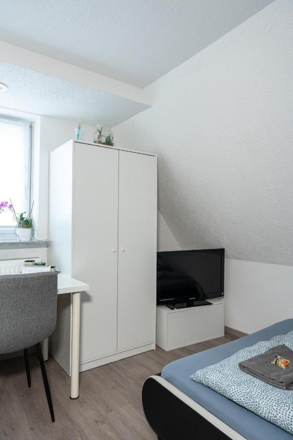 #1 Modernes Zimmer Mit Pool Und Garten Memmingen Exterior foto